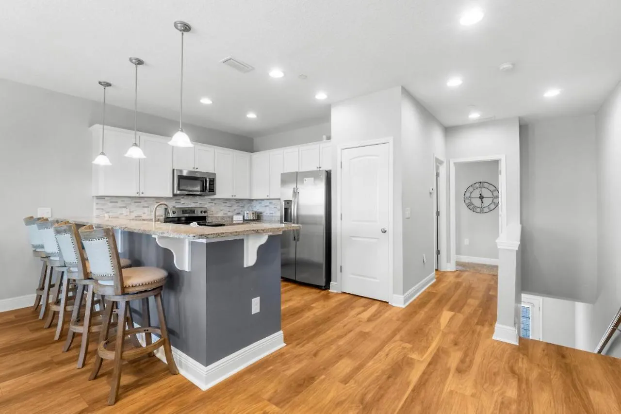 Holiday home Sandy Feet Retreat Heart Of Destin Community Pool